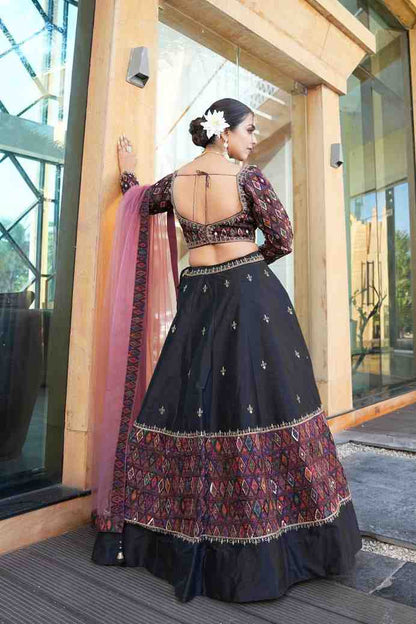 multi-color-zari-thread-embroidery-work-designer-lehenga-choli-for-any-function