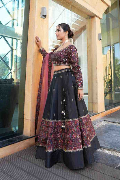 multi-color-zari-thread-embroidery-work-designer-lehenga-choli-for-any-function