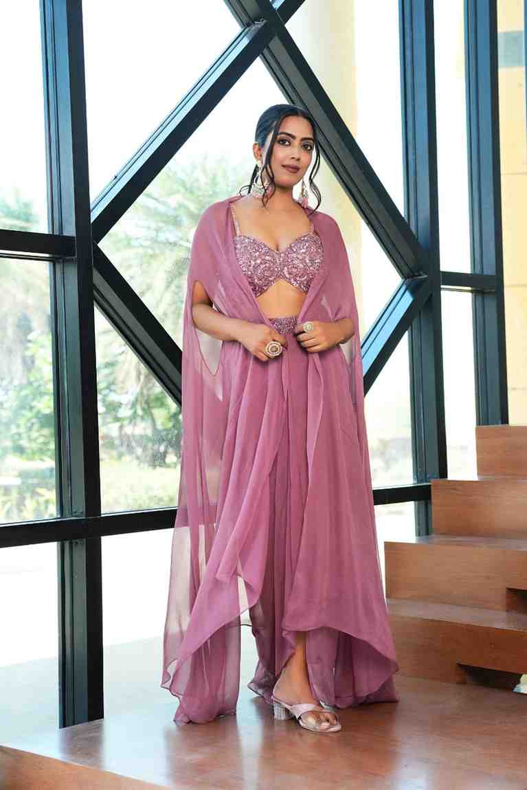 shadding-pink-color-sequence-thread-work-designer-wedding-lehenga-choli-for-wedding-function